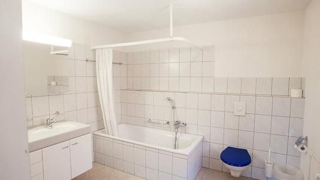 Photo of Bathroom in Hallau