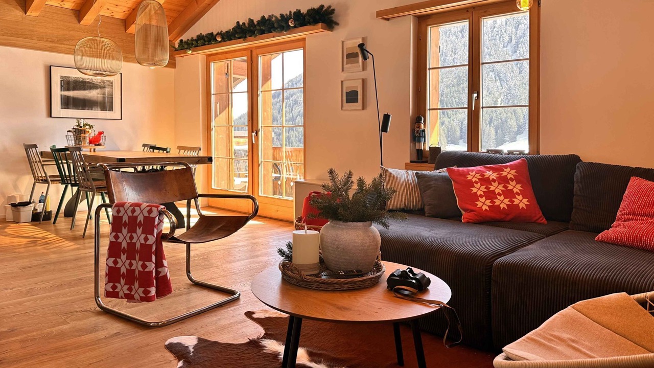 Photo of Livingroom in Tujetsch