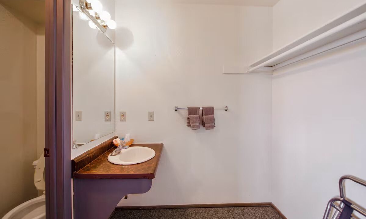 Photo of Bathroom in Cheyenne Wells
