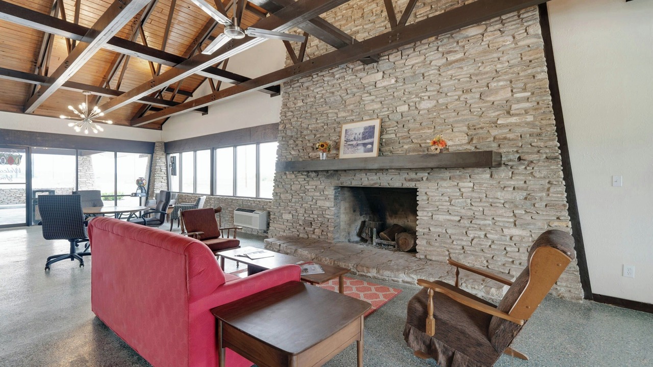Photo of Livingroom in Junction