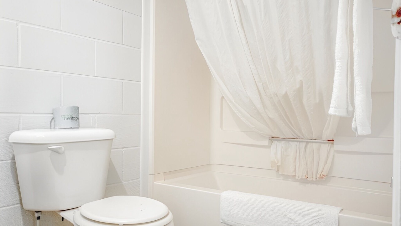 Photo of Bathroom in Osborne