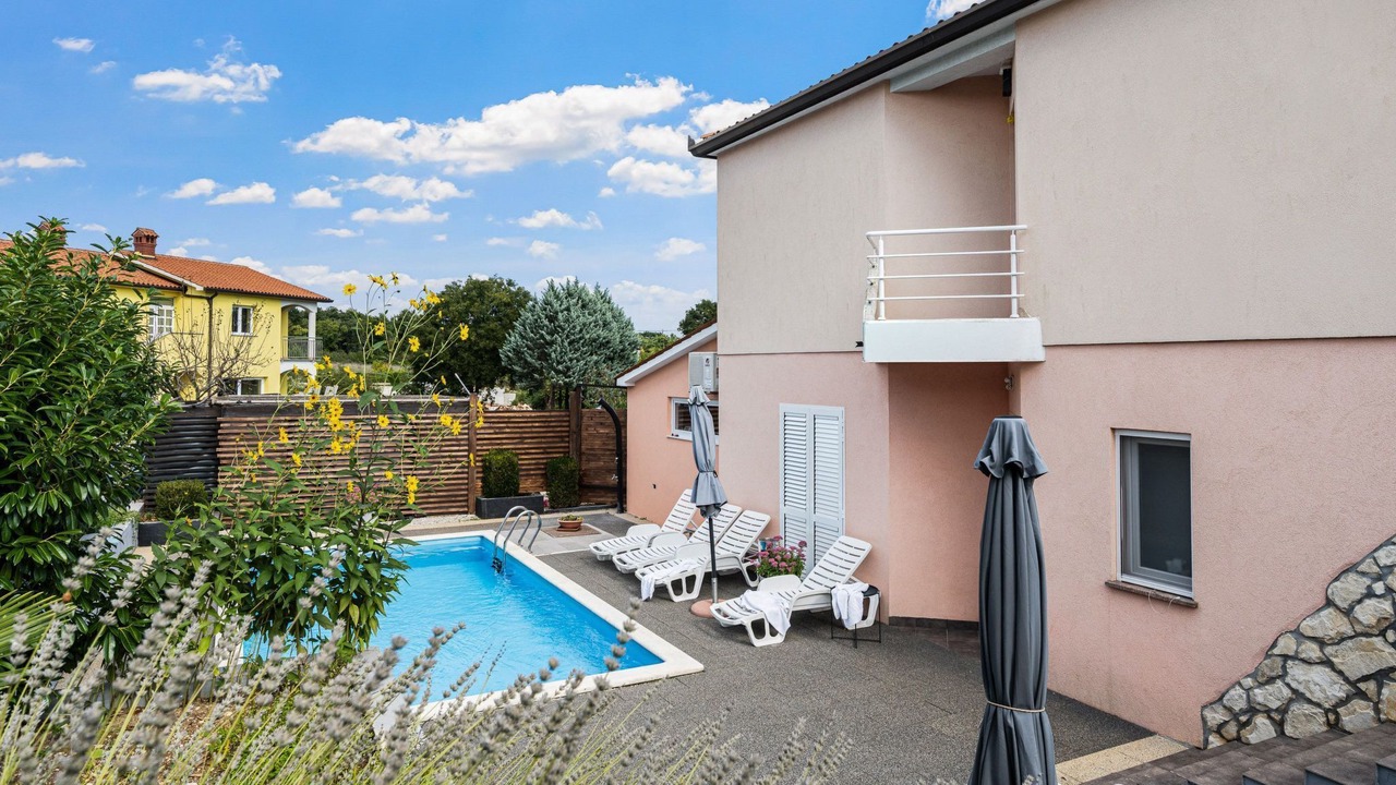 Photo of Outdoor in Marceljani