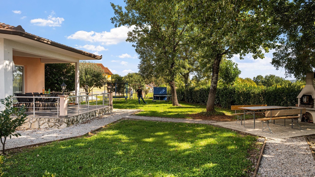 Photo of Outdoor in Marceljani