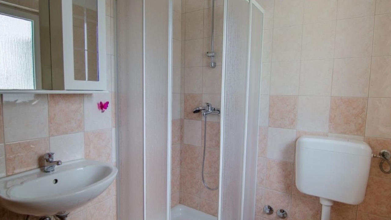 Photo of Bathroom in Marceljani