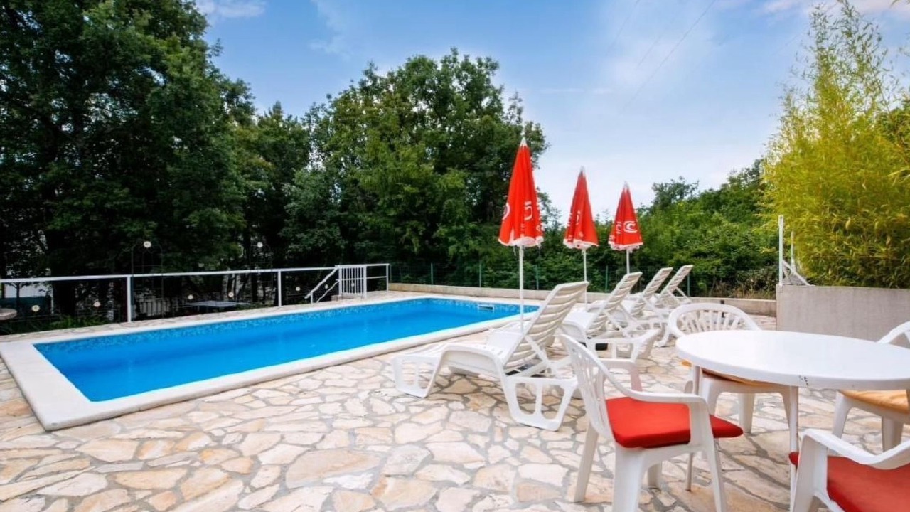 Photo of Outdoor in Vinez