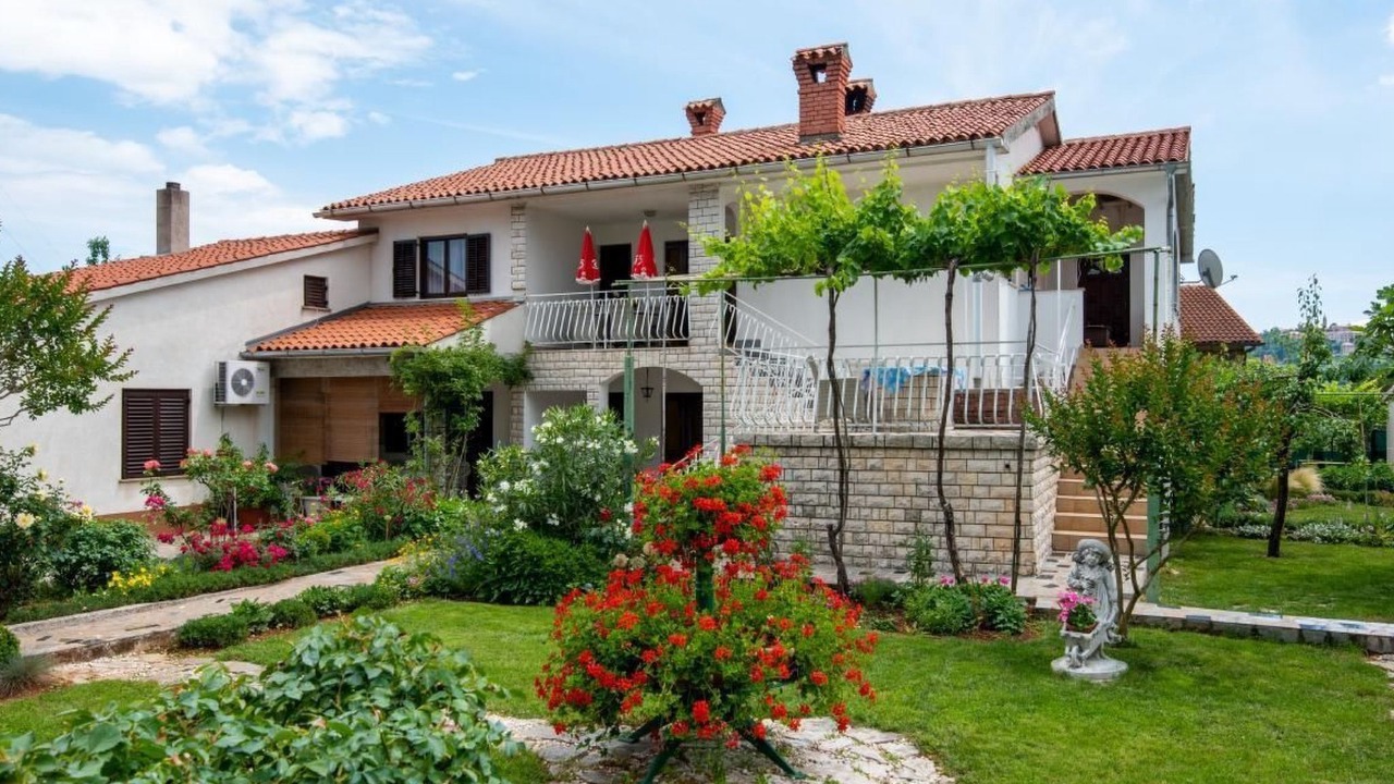 Photo of Outdoor in Vinez