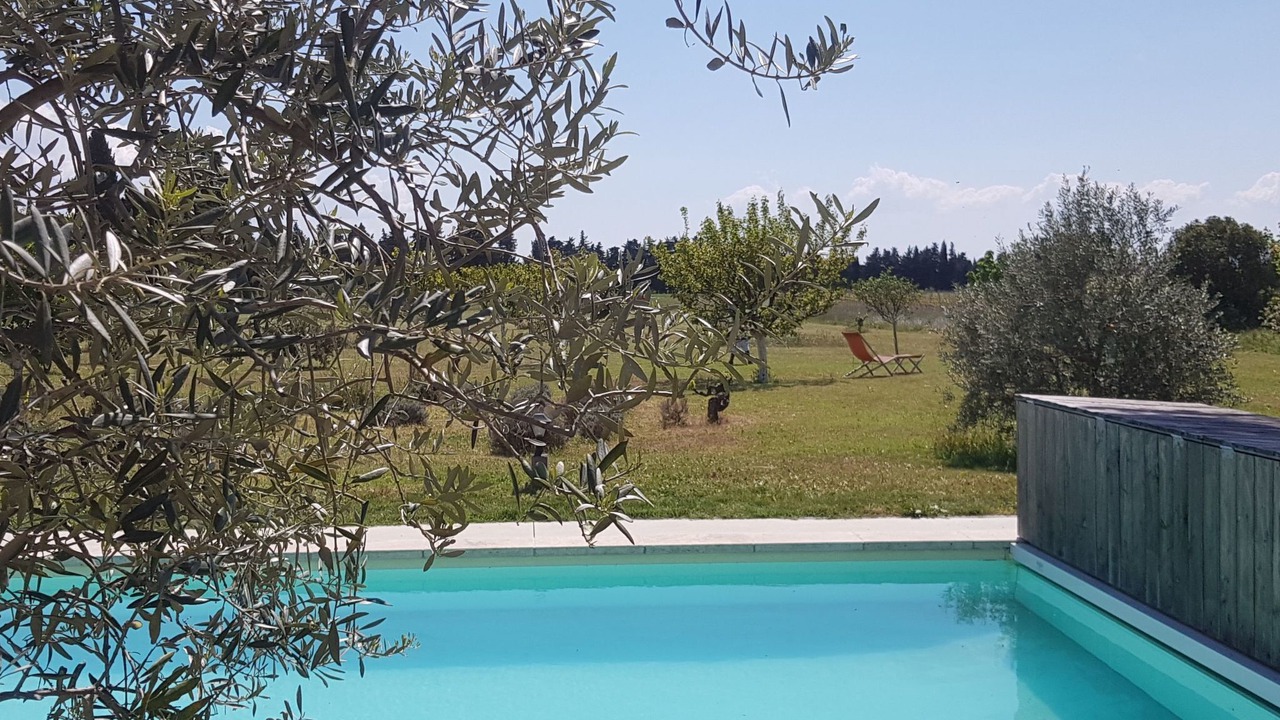 Photo of Outdoor in Violes