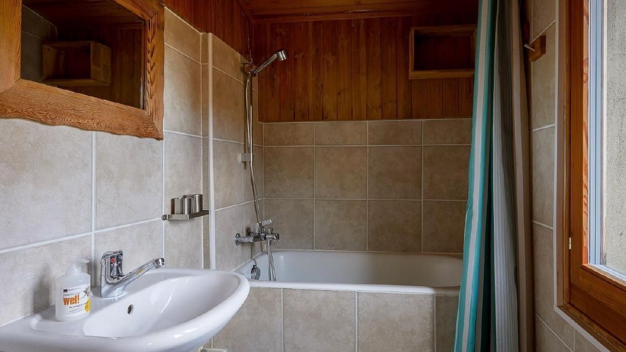 Photo of Bathroom in Evolene