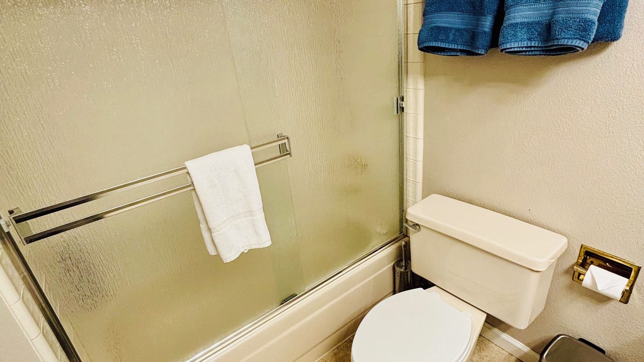 Photo of Bathroom in Pleasant Grove