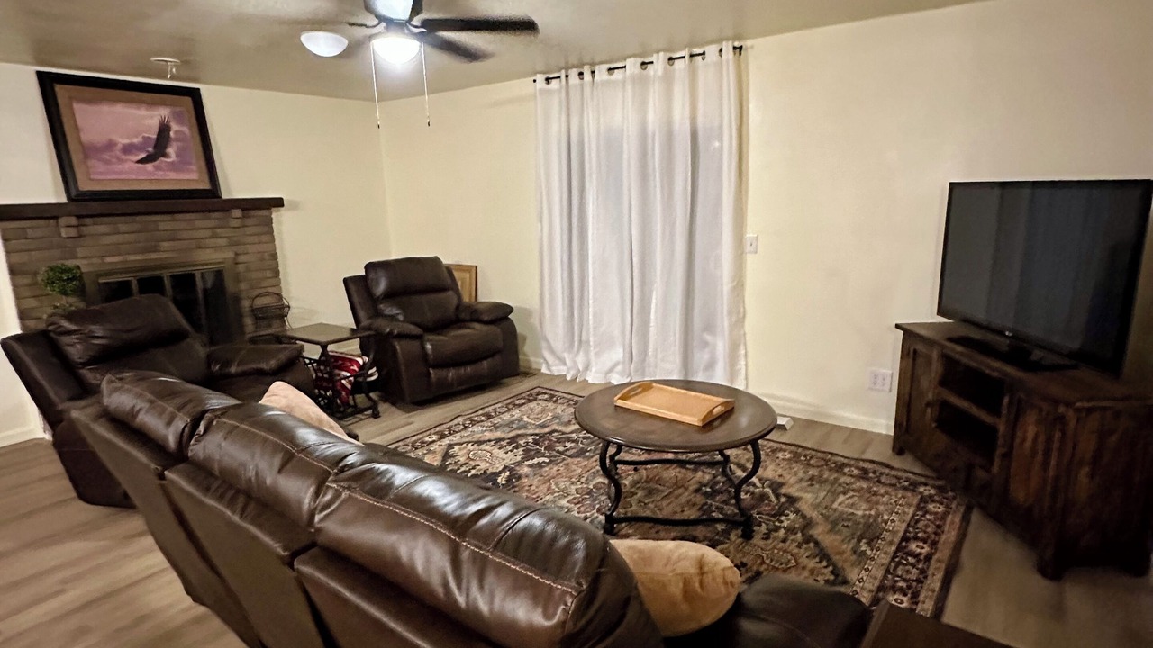 Photo of Livingroom in Owasso