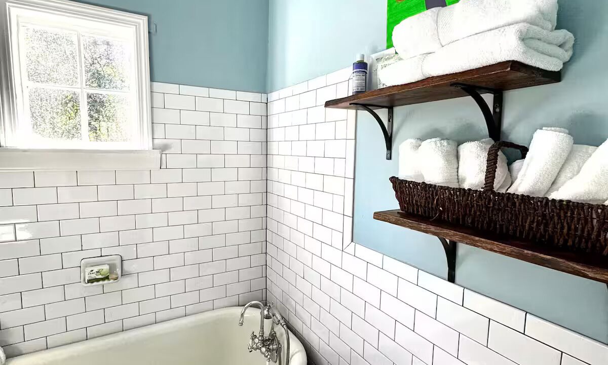 Photo of Bathroom in Westover Hills West