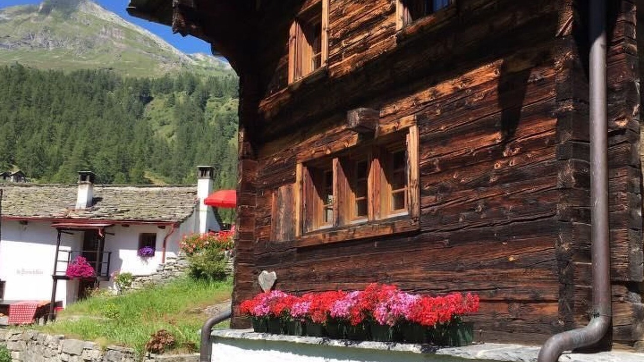 Photo of Others in Bosco Gurin