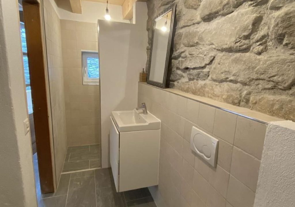 Photo of Bathroom in Centovalli
