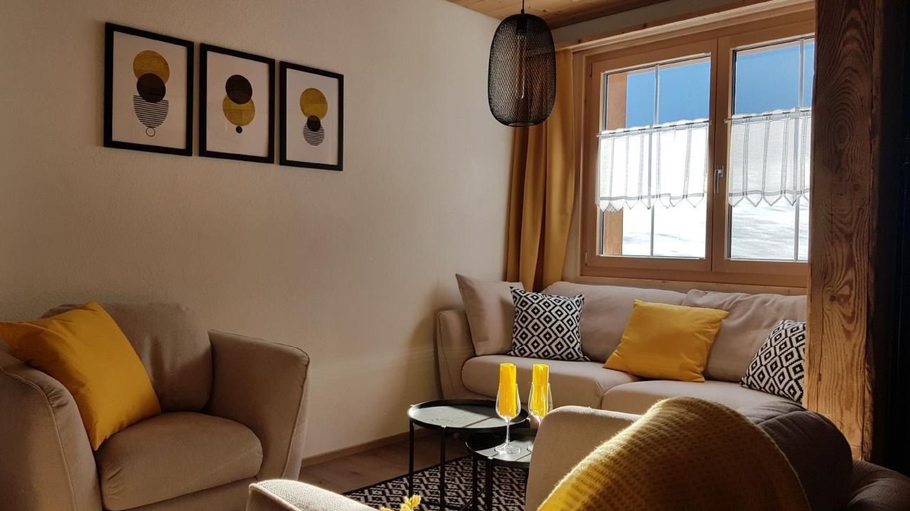 Photo of Livingroom in Mitloedi