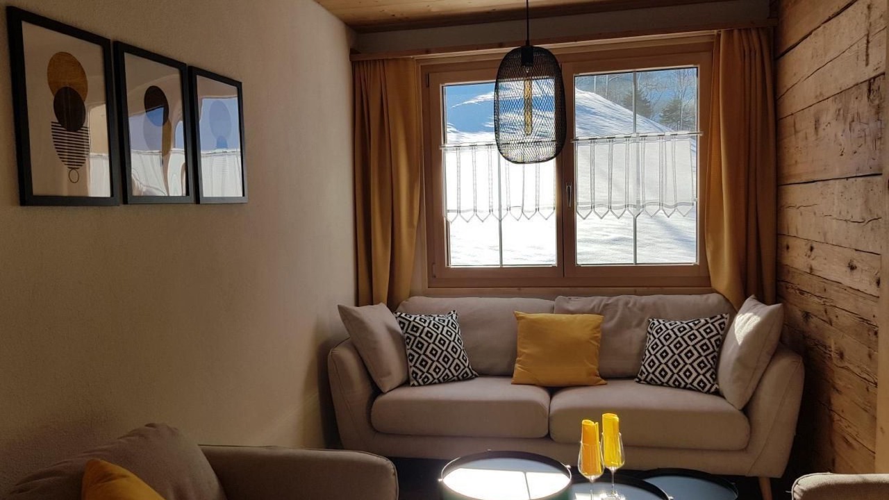 Photo of Livingroom in Mitloedi
