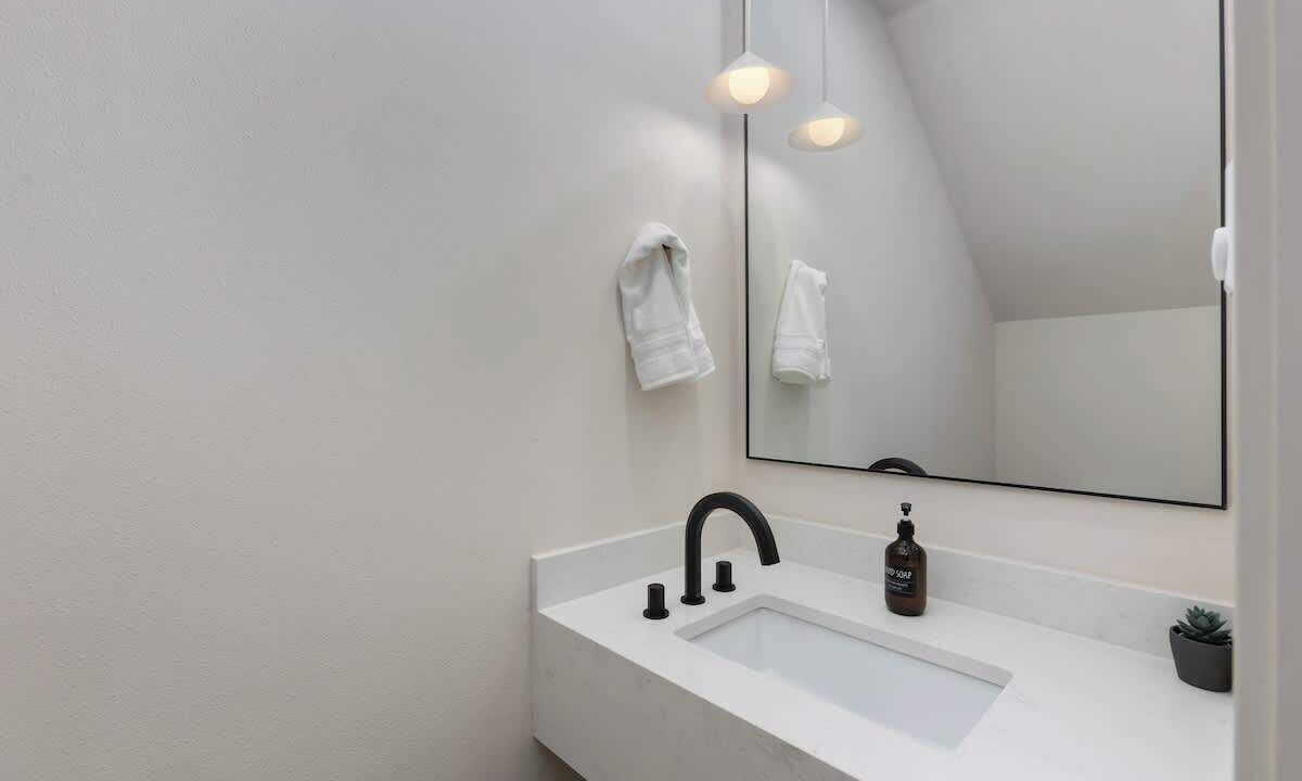 Photo of Bathroom in Crown Hill