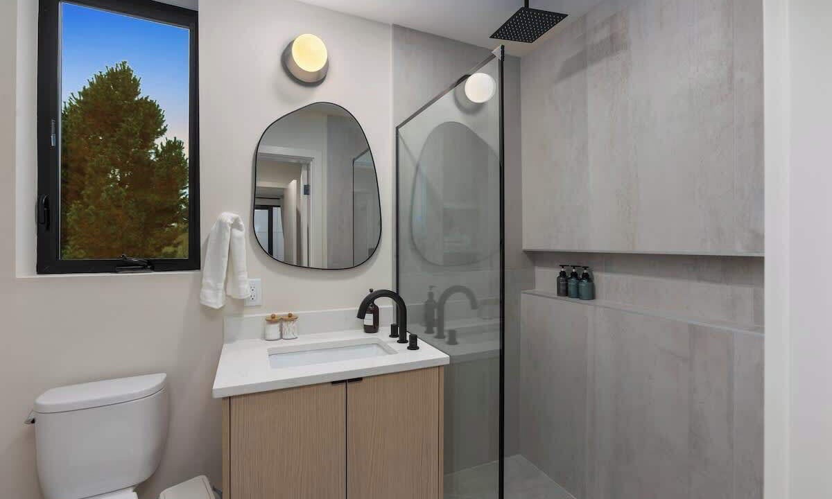 Photo of Bathroom in Crown Hill