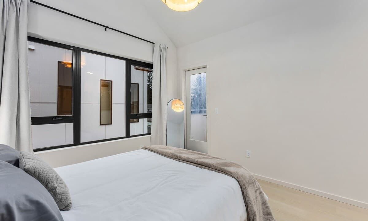 Photo of Bedroom in Crown Hill