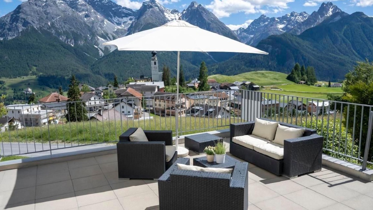 Photo of Patio Balcony in Ftan