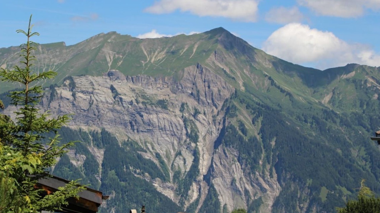 Photo of Others in Axalp