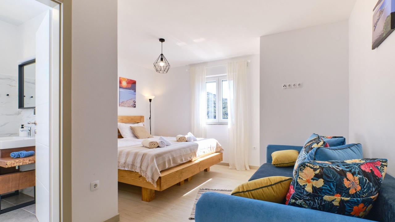 Photo of Bedroom in Miholascica