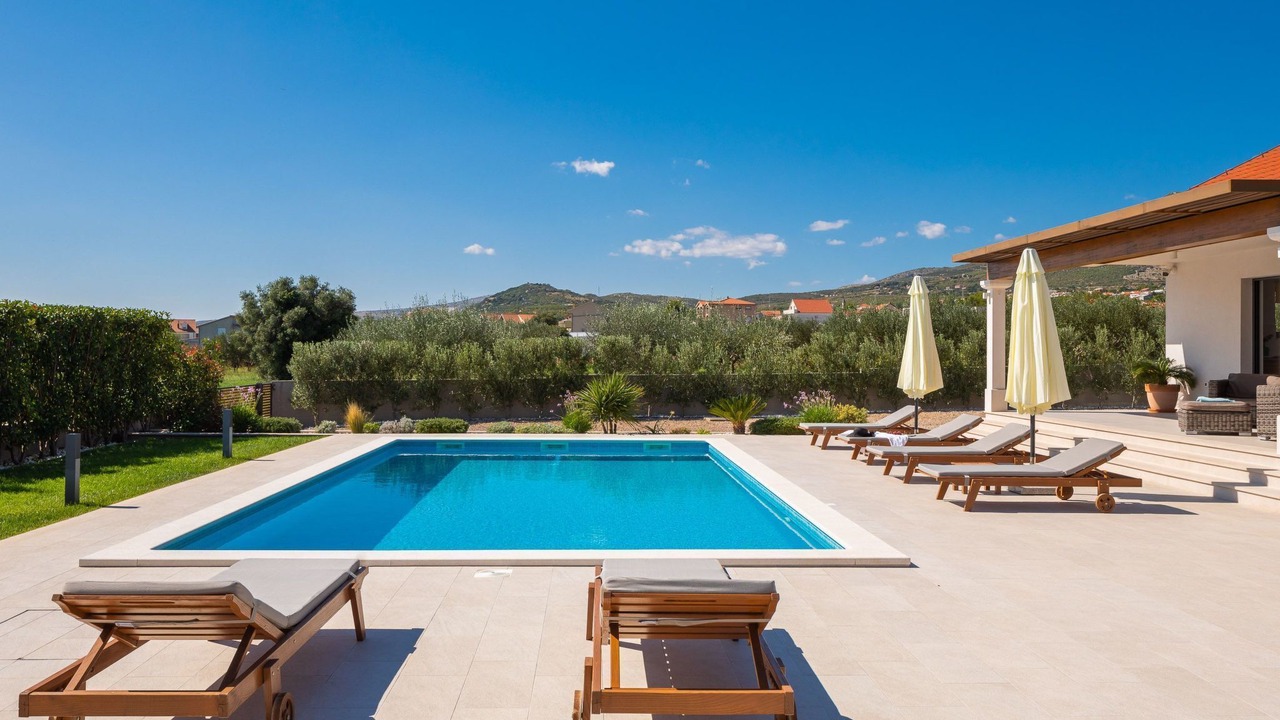 Photo of Outdoor in Rudine