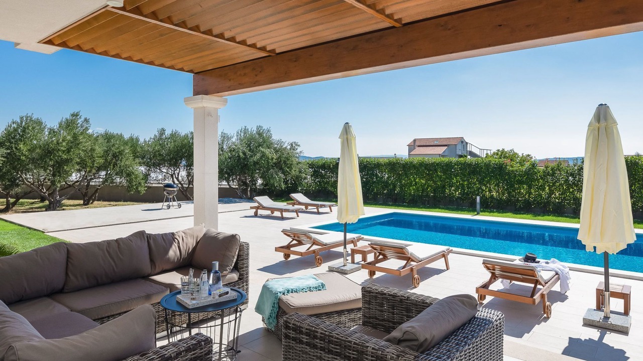 Photo of Outdoor in Rudine