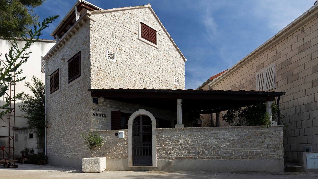 Photo of Outdoor in Loviste