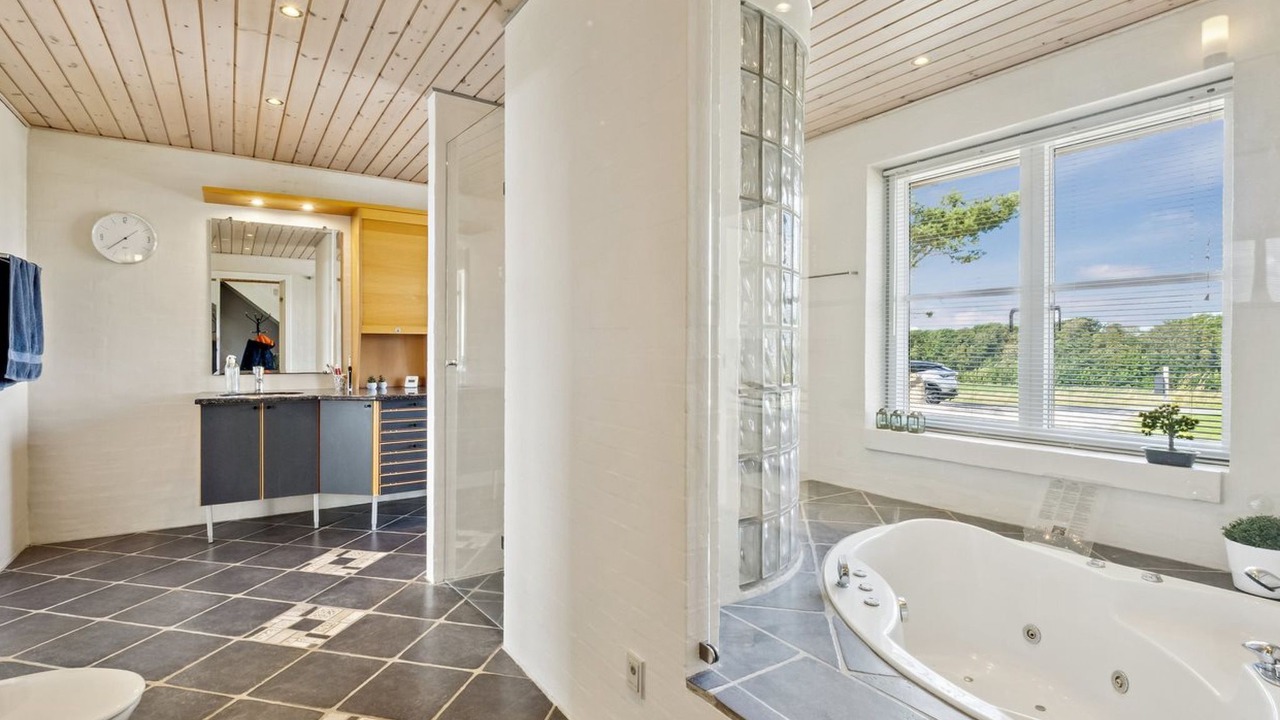 Photo of Bathroom in ster Assels