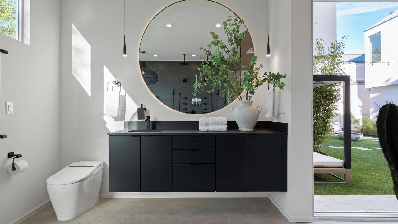 Photo of Bathroom in Bouldin