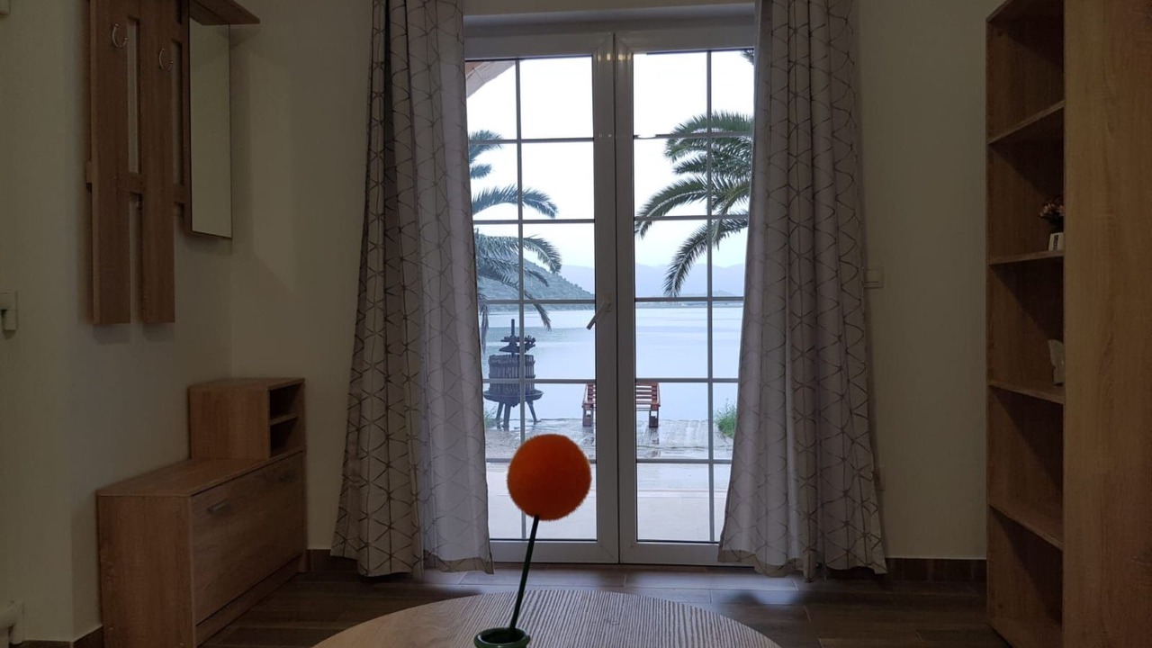 Photo of Others in Ploce