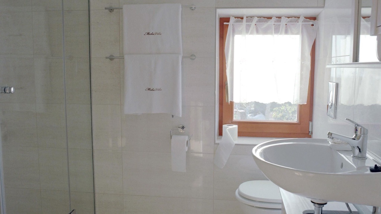 Photo of Bathroom in Novalja