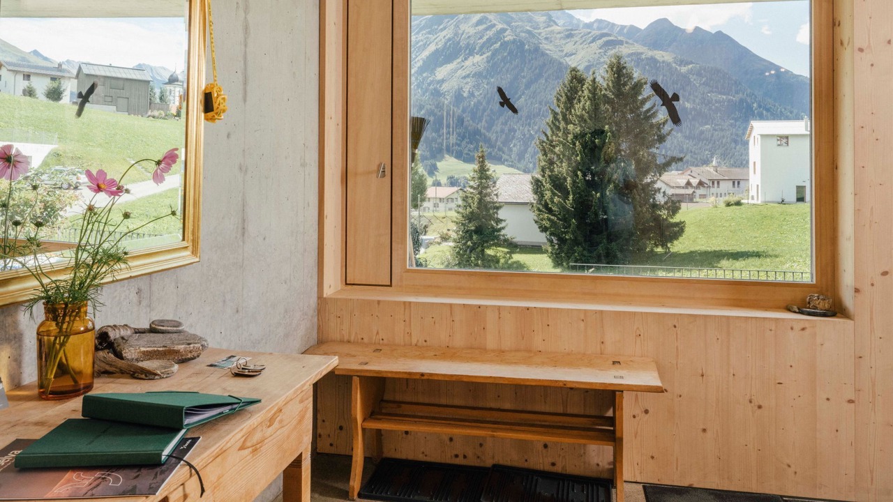 Photo of Bedroom in Lumnezia