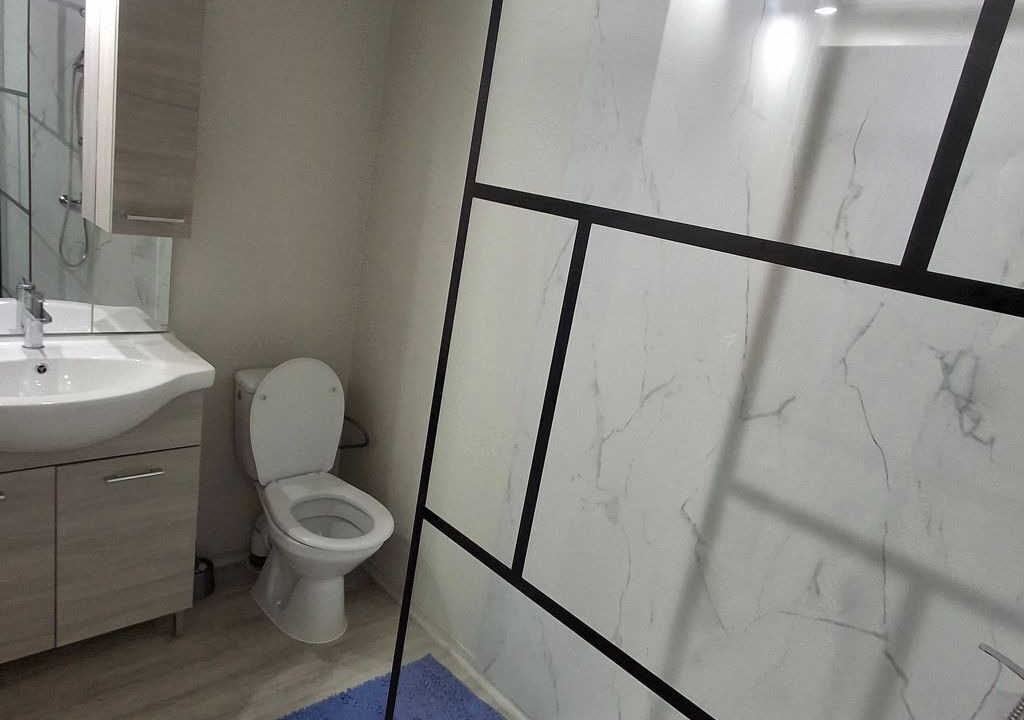 Photo of Bathroom in Mareuil-Sur-Lay-Dissais
