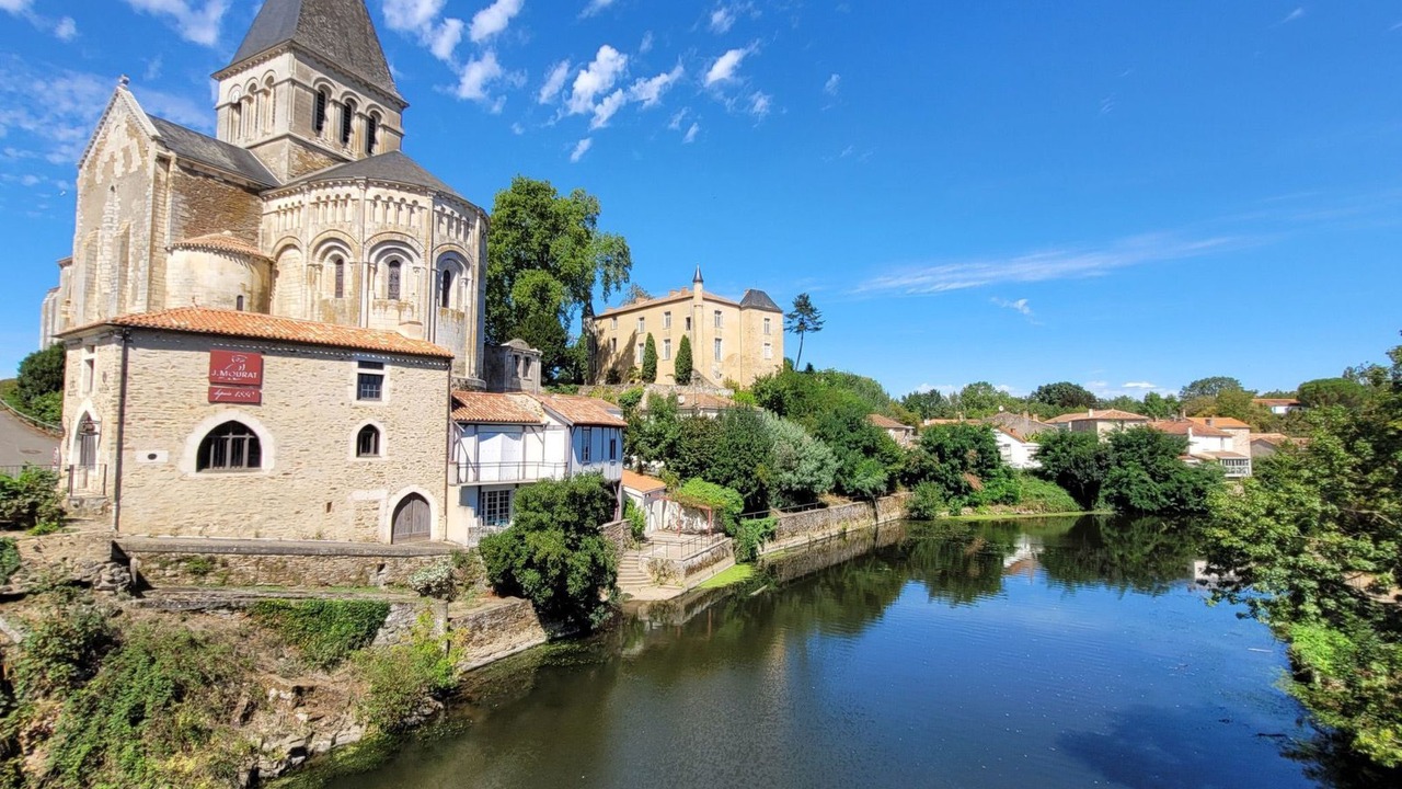 Photo of Others in Mareuil-Sur-Lay-Dissais