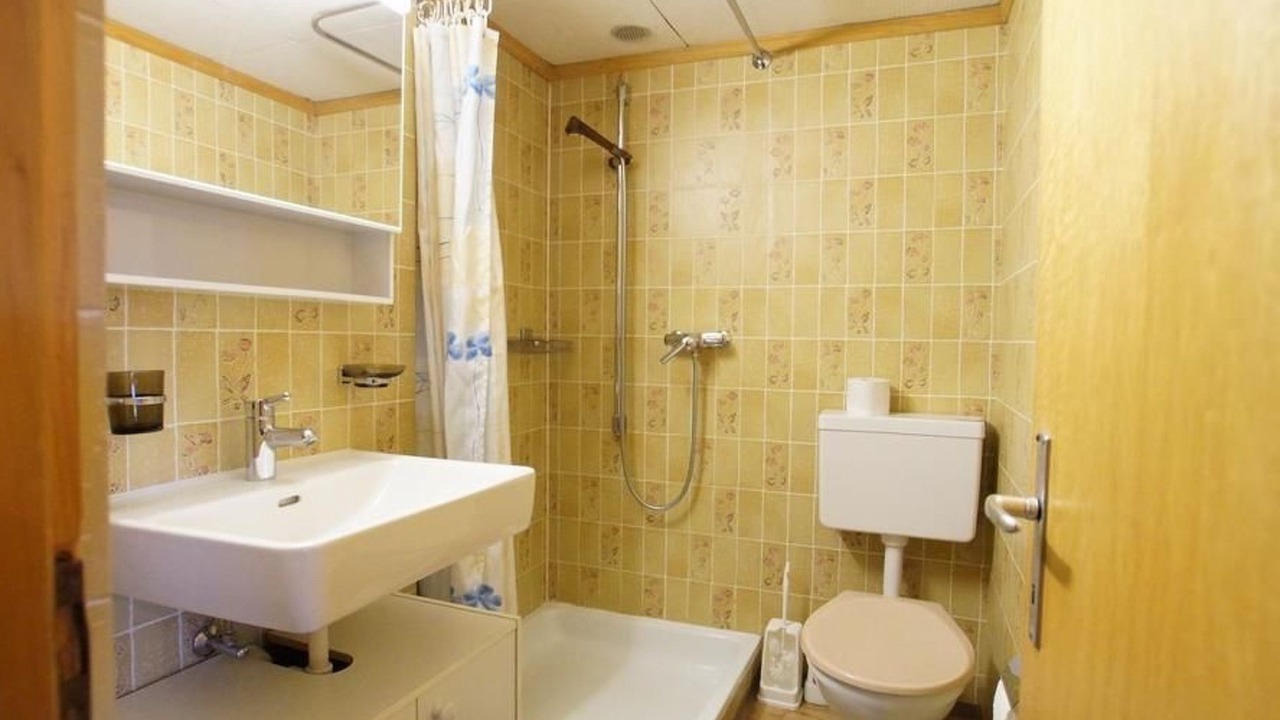 Photo of Bathroom in Sedrun