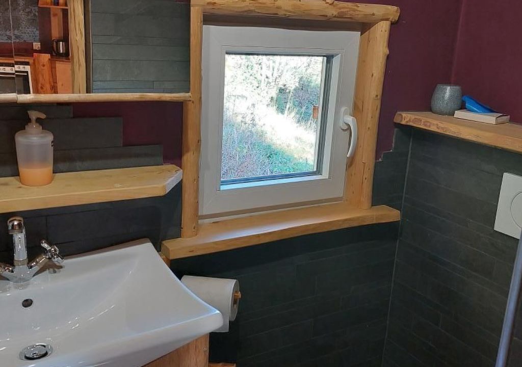 Photo of Bathroom in Sundlauenen