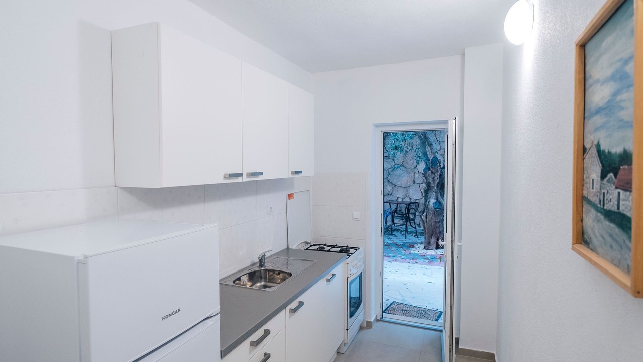 Photo of Bedroom in Promajna