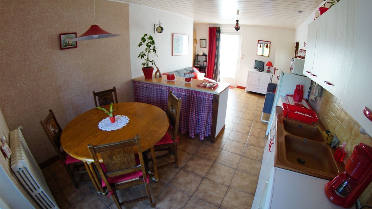 Photo of Bedroom in Saint-Laurent-de-Terregatte