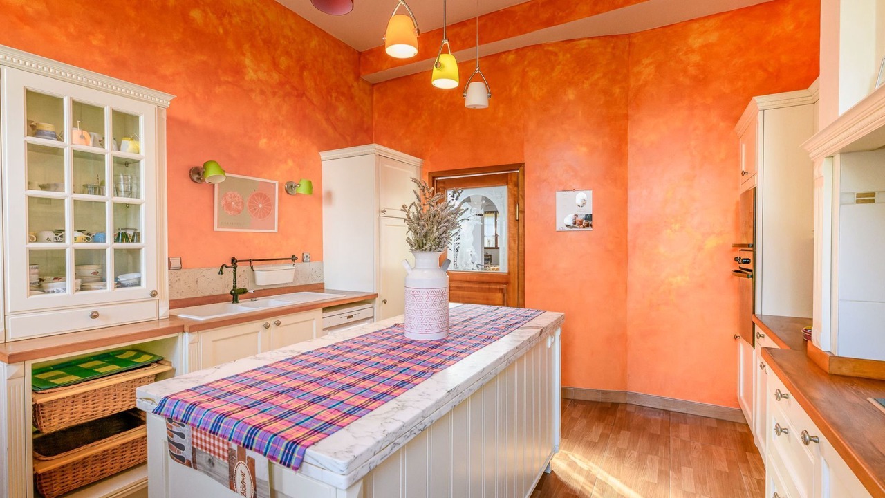 Photo of Kitchen in Saint-Cyr-sur-Loire