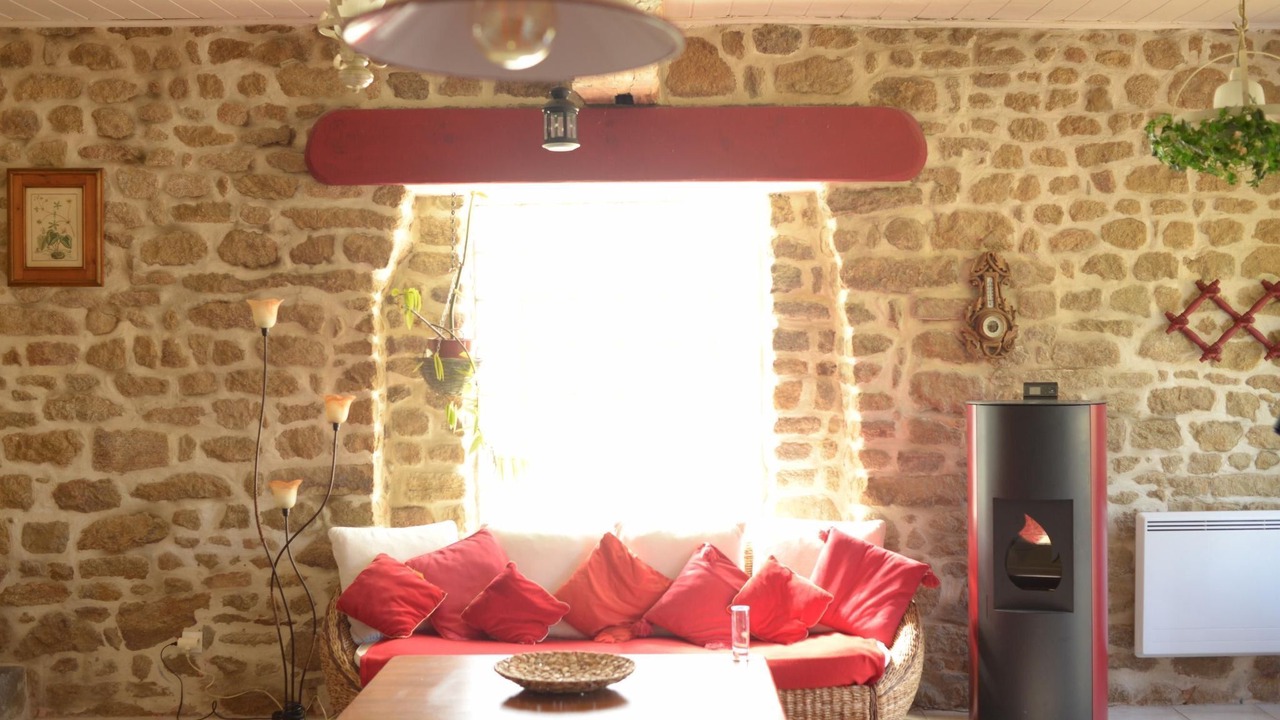 Photo of Livingroom in Saint-Laurent-de-Terregatte