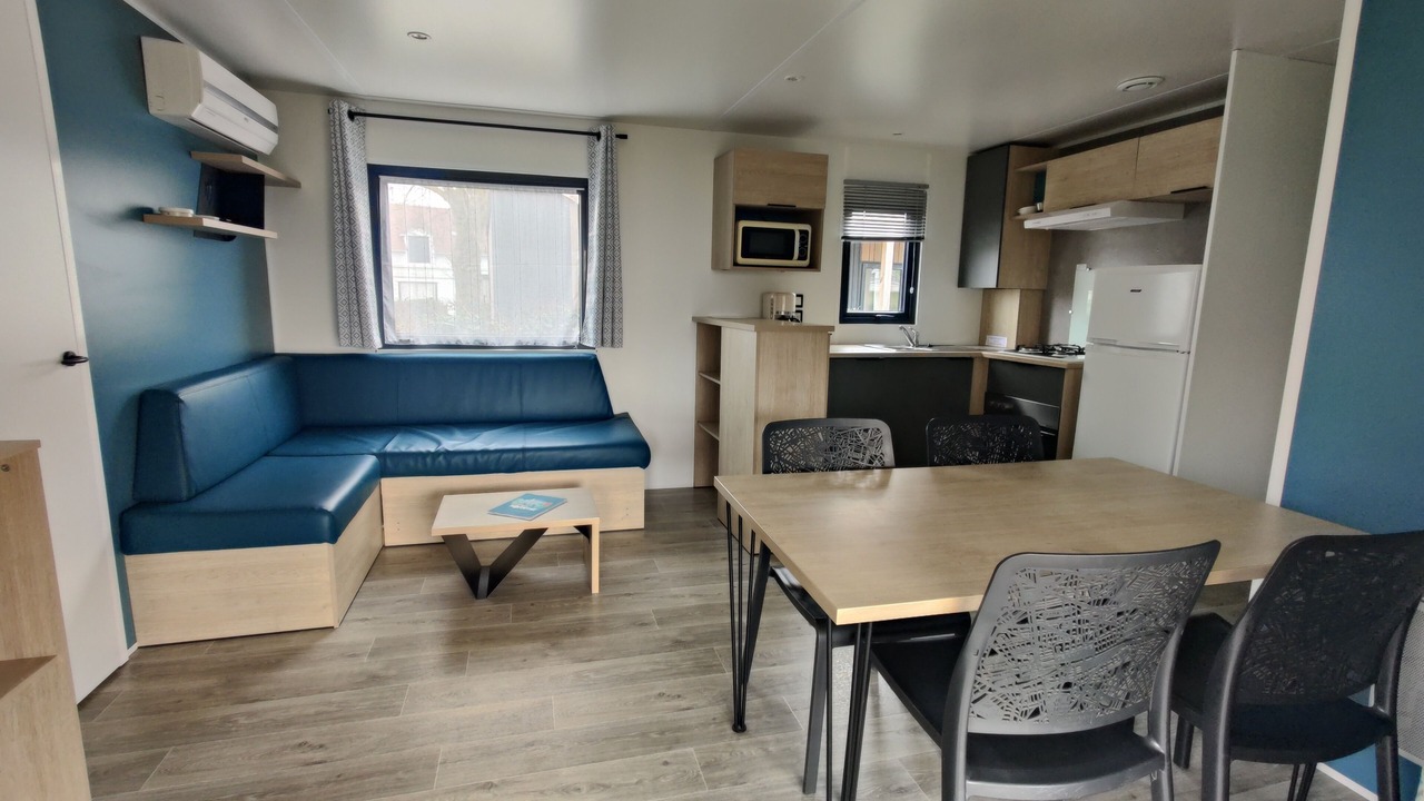 Photo of Livingroom in Saint-Quentin-en-Tourmont