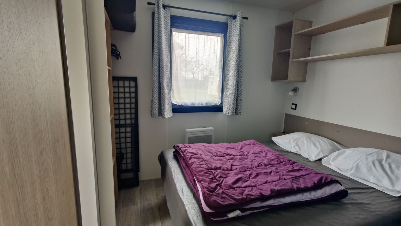 Photo of Bedroom in Saint-Quentin-en-Tourmont