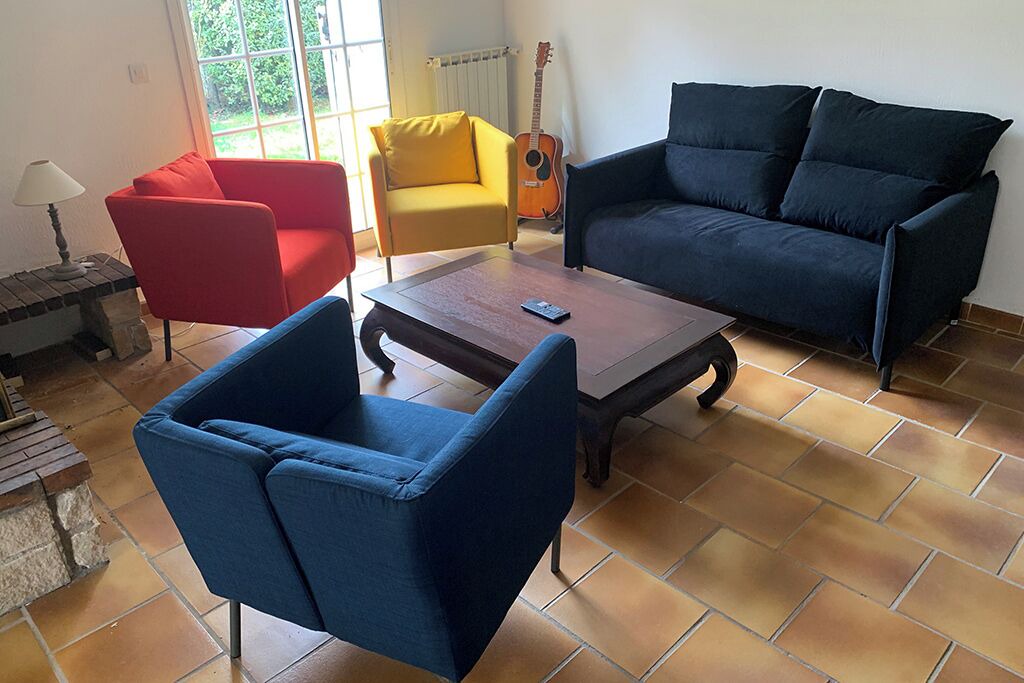 Photo of Livingroom in Dauphin