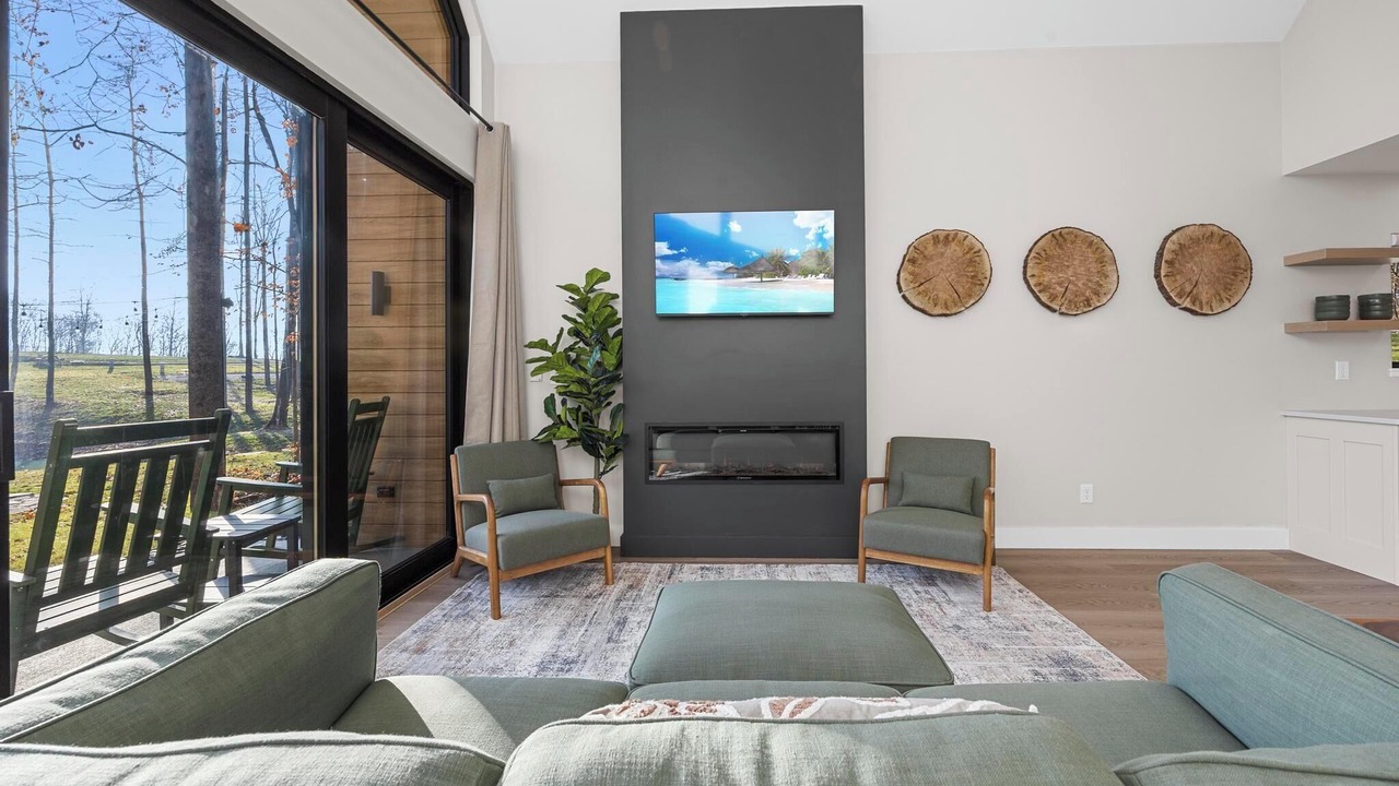 Photo of Livingroom in Shoals