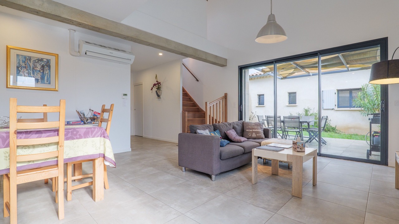 Photo of Livingroom in Aigueze