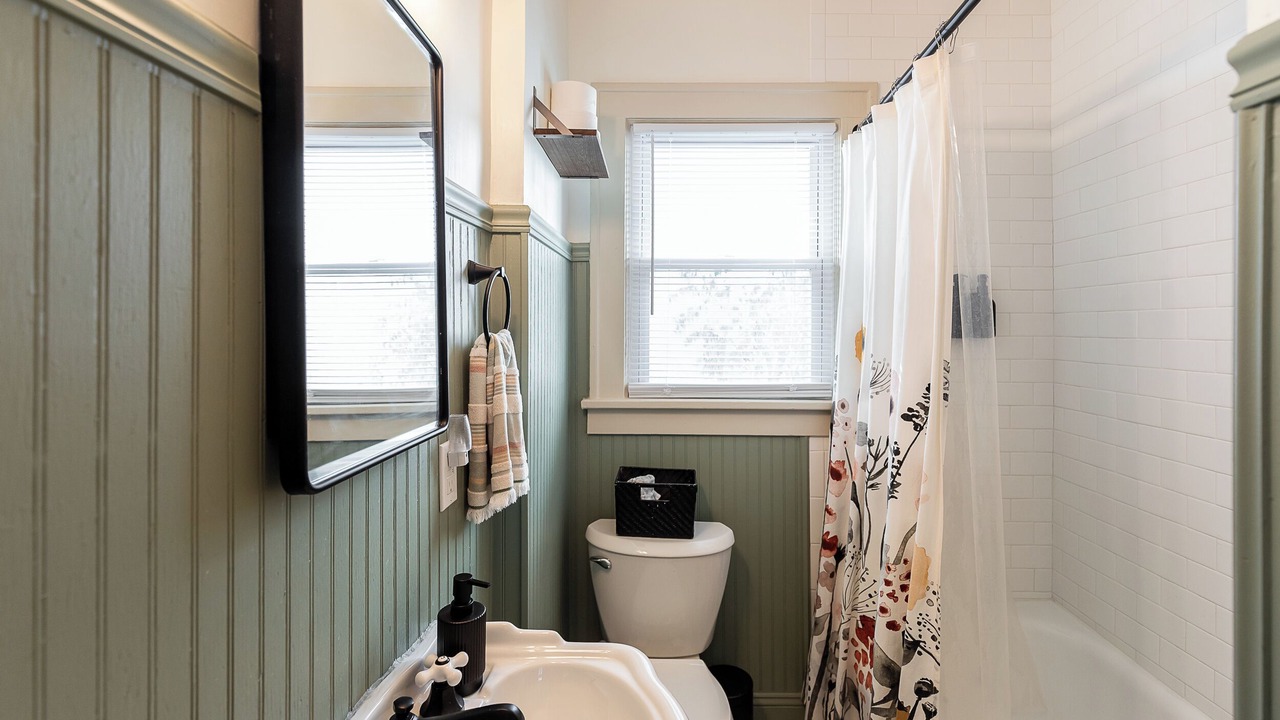 Photo of Bathroom in West Plaza
