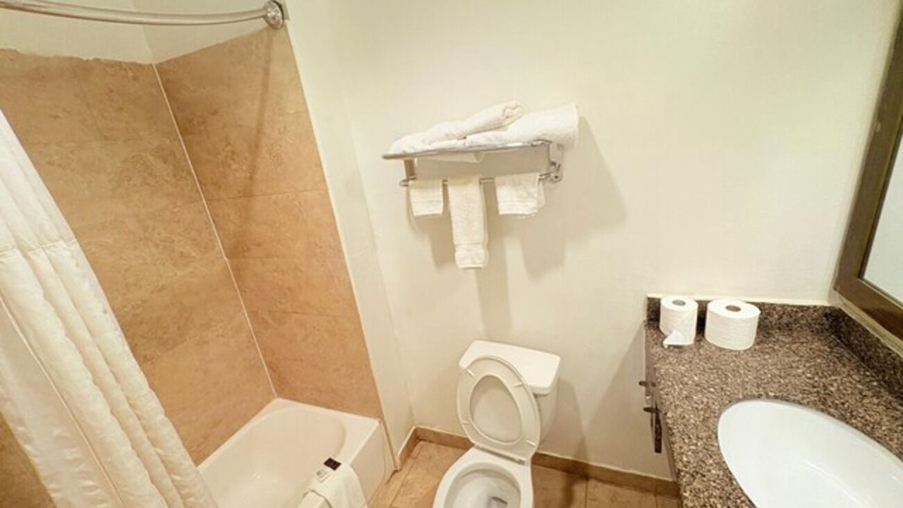 Photo of Bathroom in Gonzales