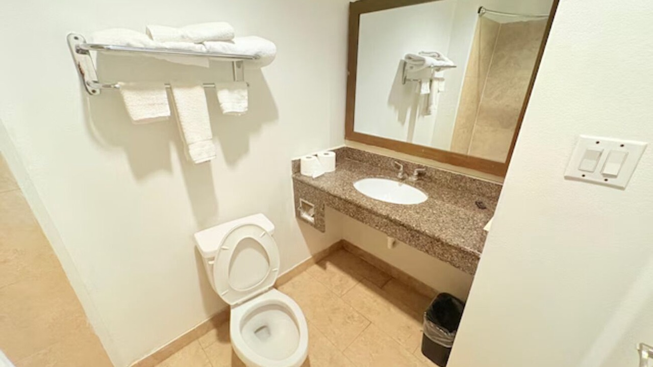 Photo of Bathroom in Gonzales