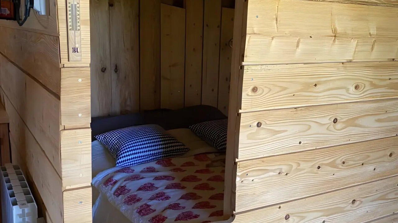 Photo of Bedroom in Mazan-l'Abbaye